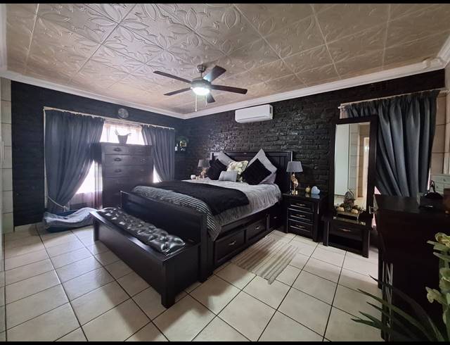 4 BEDROOM HOUSE FOR SALE IN HEIDELBERG AH
